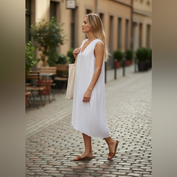 Dylan Linen White Sleeveless Dress with Pockets - Picture 2 of 4